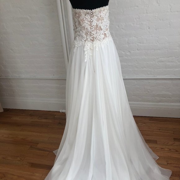 Pronovias Etir Gown - Picture 5 of 6